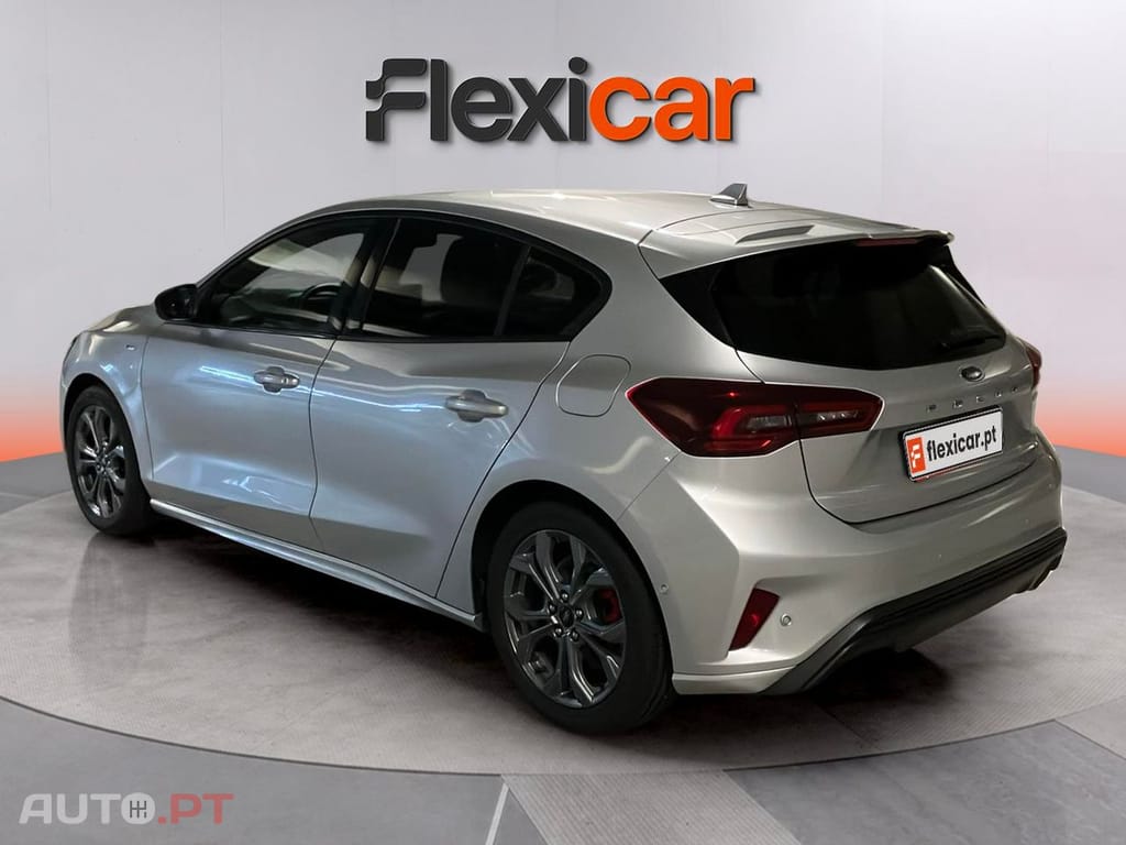 Ford Focus 1.0 EcoBoost MHEV ST-Line X