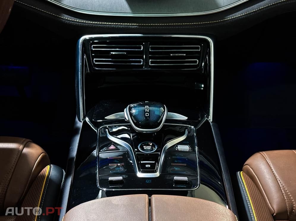 BYD Tang Flagship 4WD
