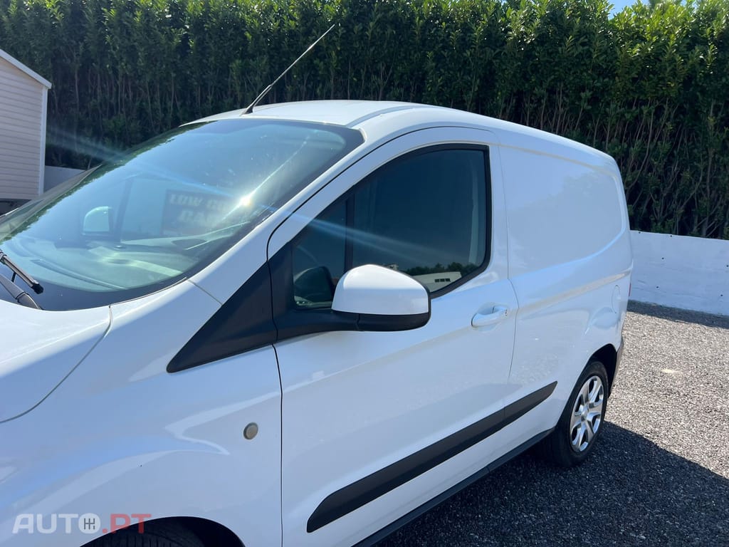 Ford Transit 1.5 TDCi Sport