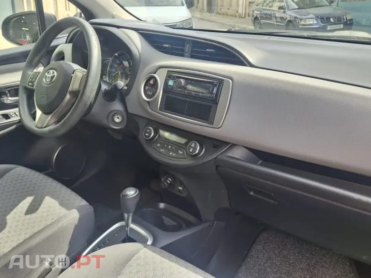 Toyota Yaris 1.5 HSD Exclusive+P.Luxury