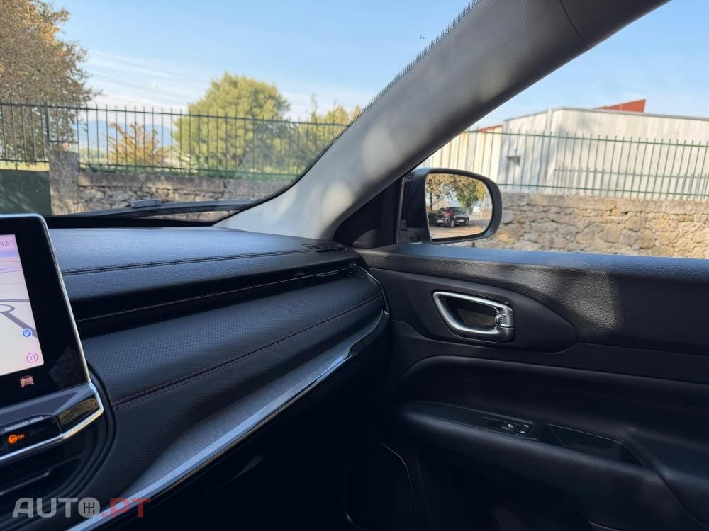 Jeep Compass 1.3 T-GDI 4xe PLUG-IN HYBRID Auto First Edition Urban