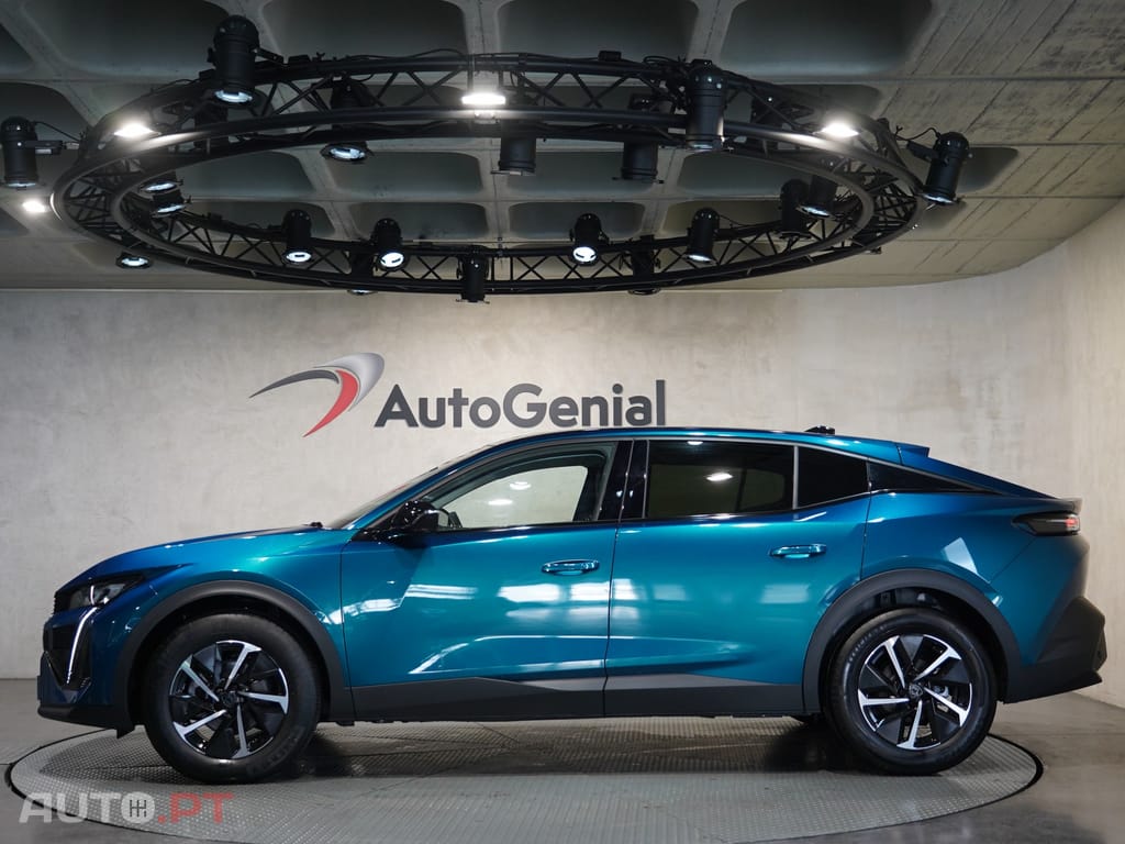 Peugeot 408 1.2 PureTech Allure EAT8