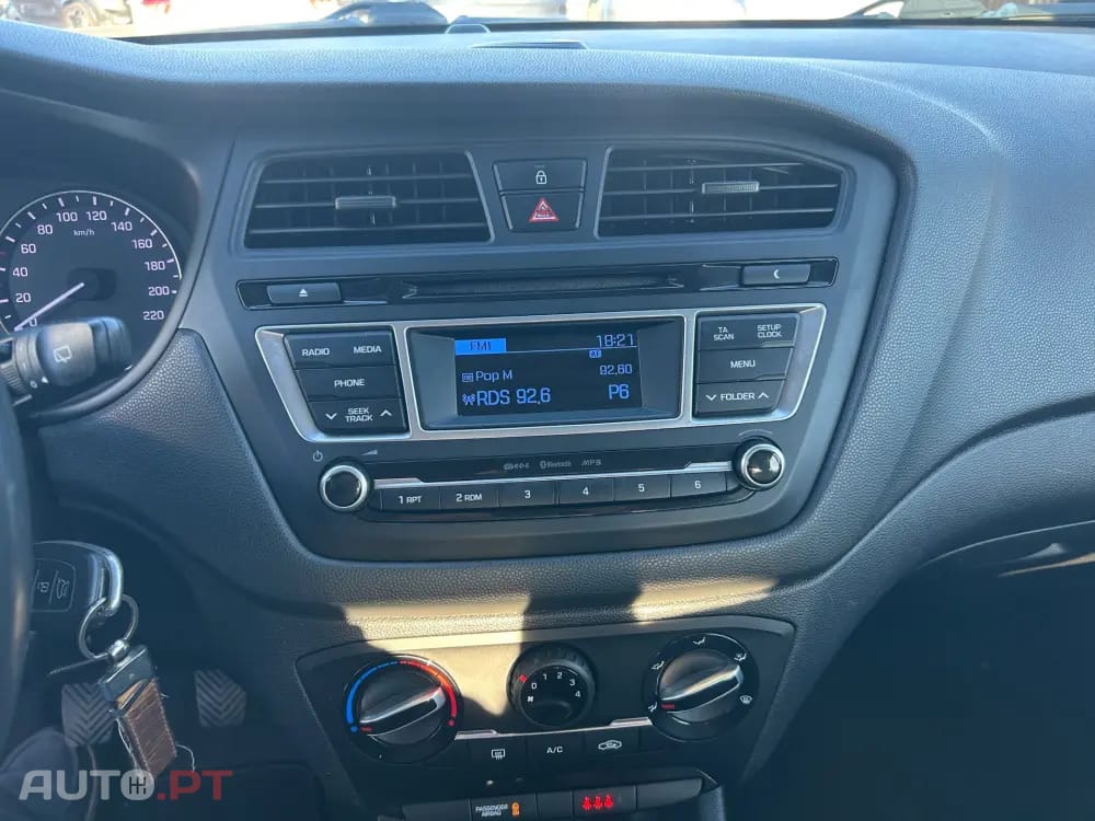 Hyundai i20 1.1 CRDi Comfort+Pack Look+JLL16