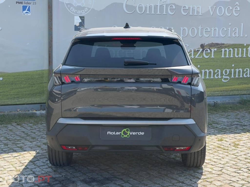 Peugeot 5008 1.2 Hybrid Allure e-DCS6