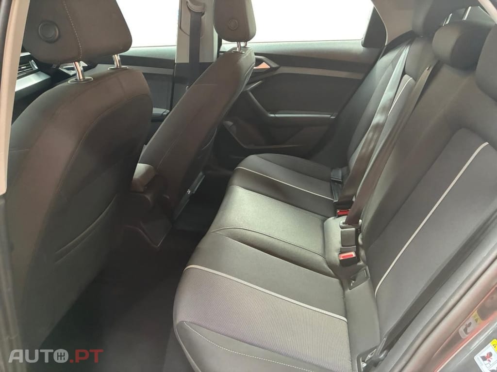 Audi A1 30 TFSI S tronic