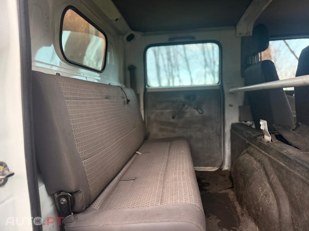 Nissan Cabstar 2.5 dCi 35