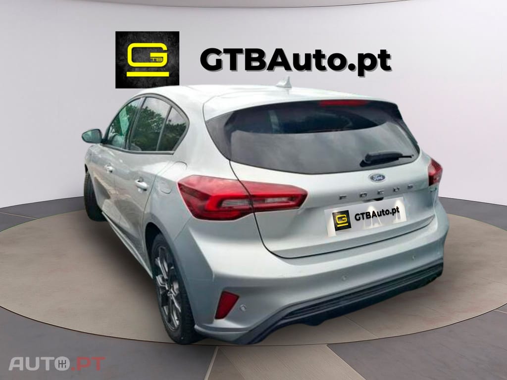 Ford Focus 1.0 EcoBoost Mild-Hybrid ST-Line I.V.A DEDUTIVEL