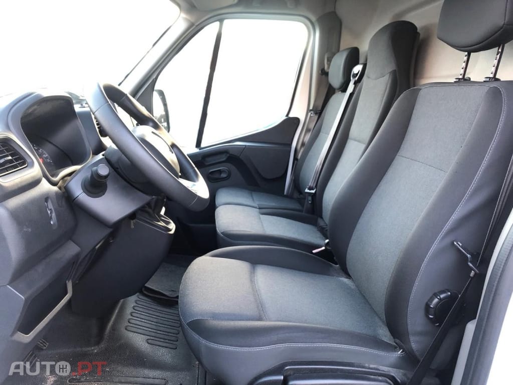 Renault Master 2.3 dCi L2H2 3.3T