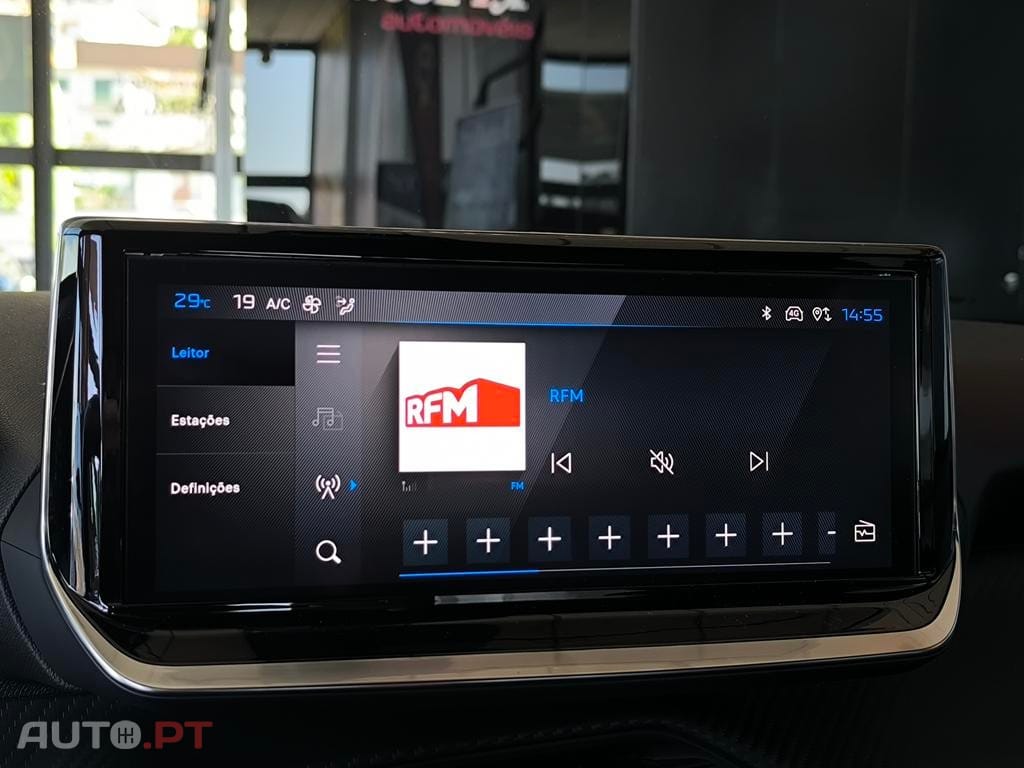 Peugeot E-2008 54 kWh Active