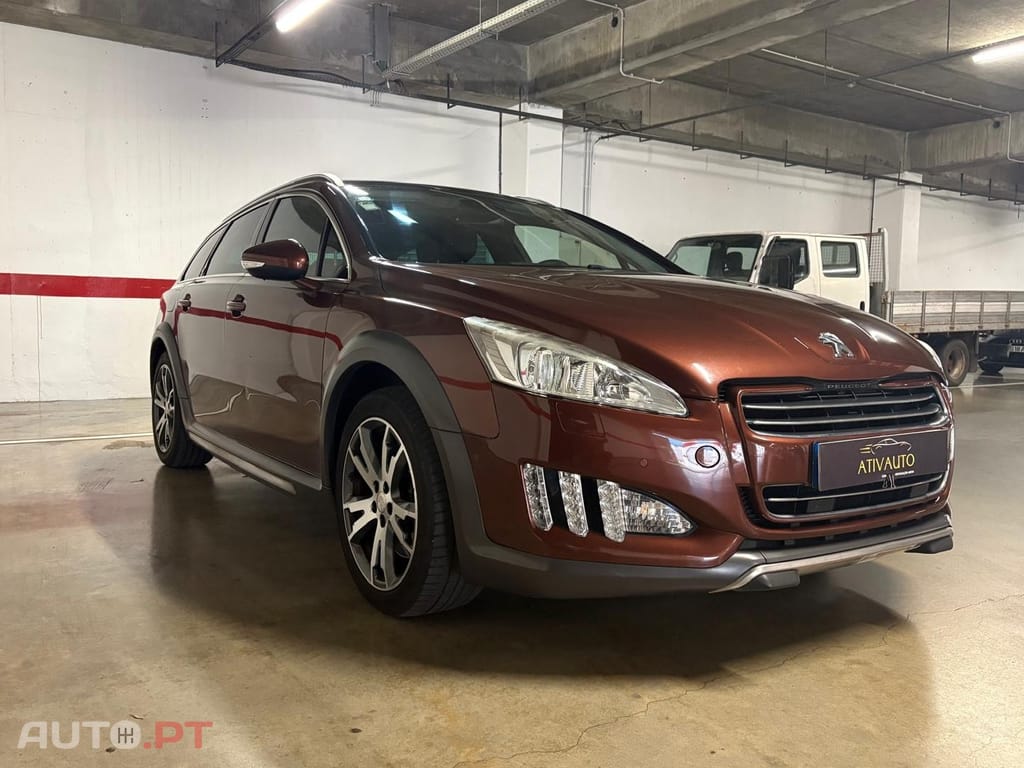 Peugeot 508 RXH 2.0 HDi Hybrid4 2-Tronic