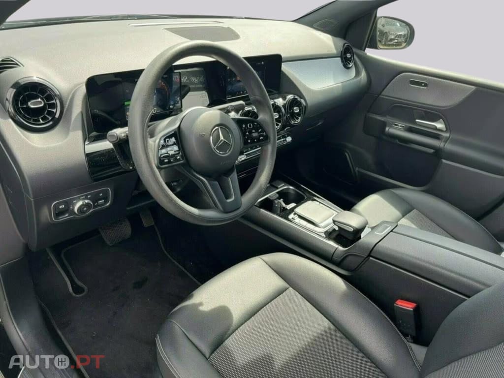 Mercedes-Benz B 250 I.V.A DEDUTIVEL e