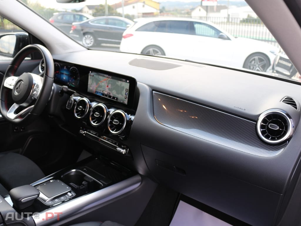 Mercedes-Benz GLA 250 e AMG Line