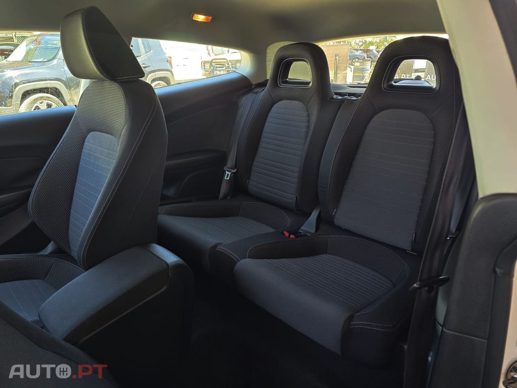 Volkswagen Scirocco 2.0 TDI Sport