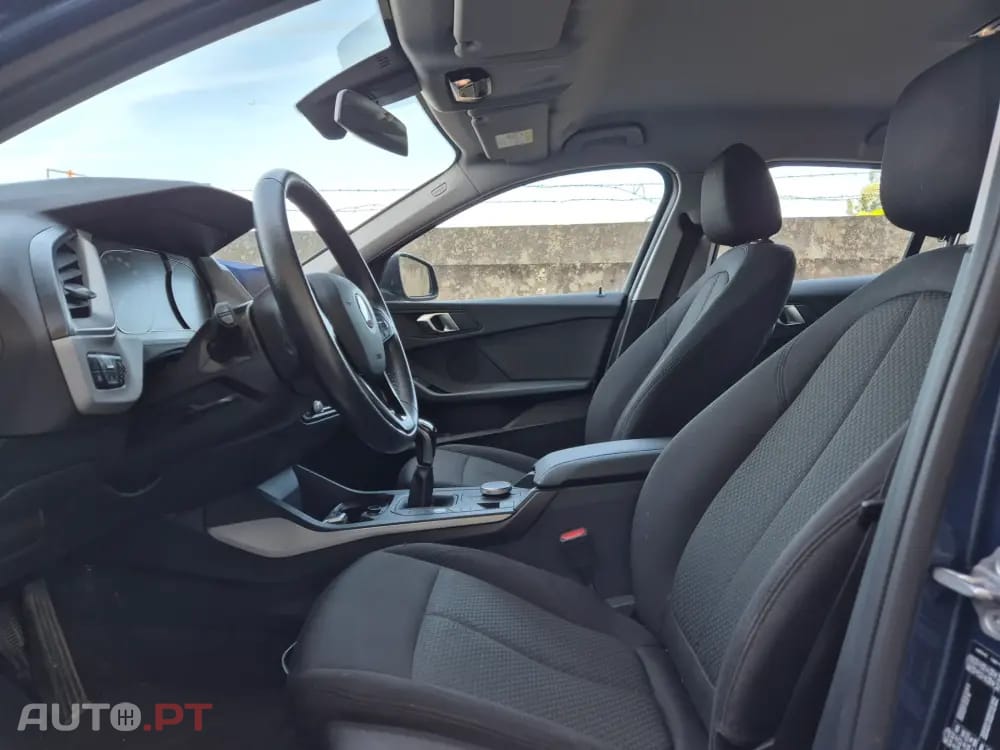 BMW 116 d EDynamics Advantage — fotografia 12