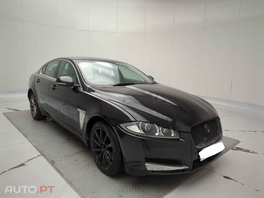 Jaguar XF Premium Luxury
