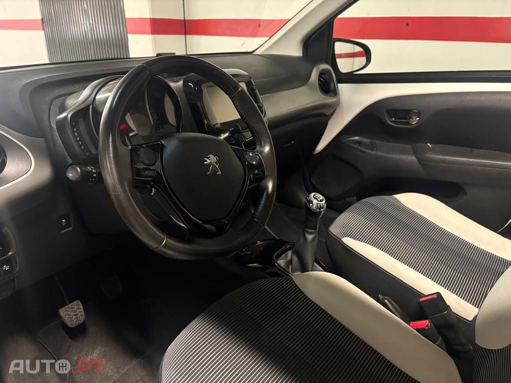 Peugeot 108 Top! 1.2 VTi Allure + ADML