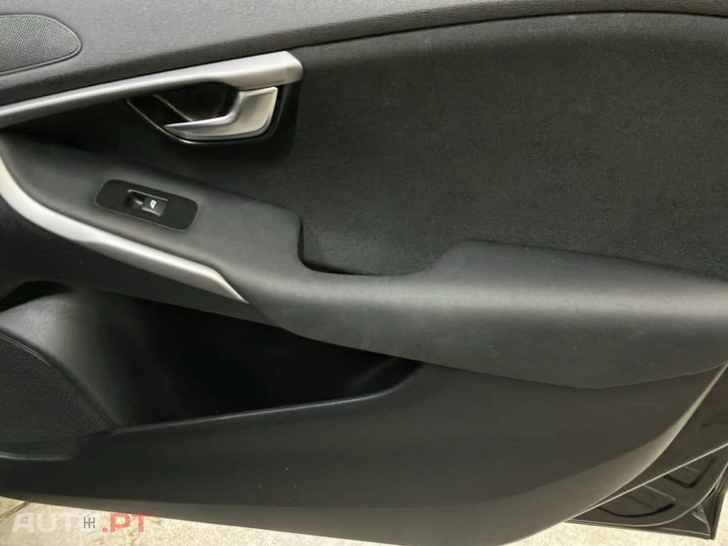 Volvo V40 2.0 D2 Kinetic