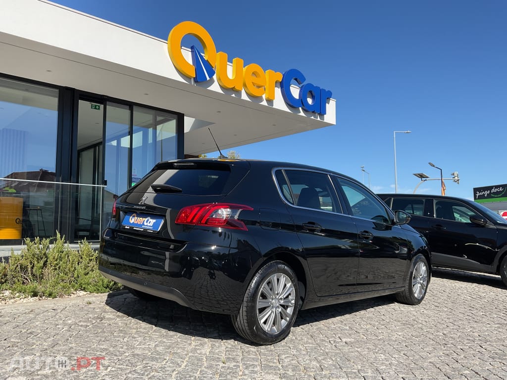 Peugeot 308 1.2 PureTech Allure EAT8