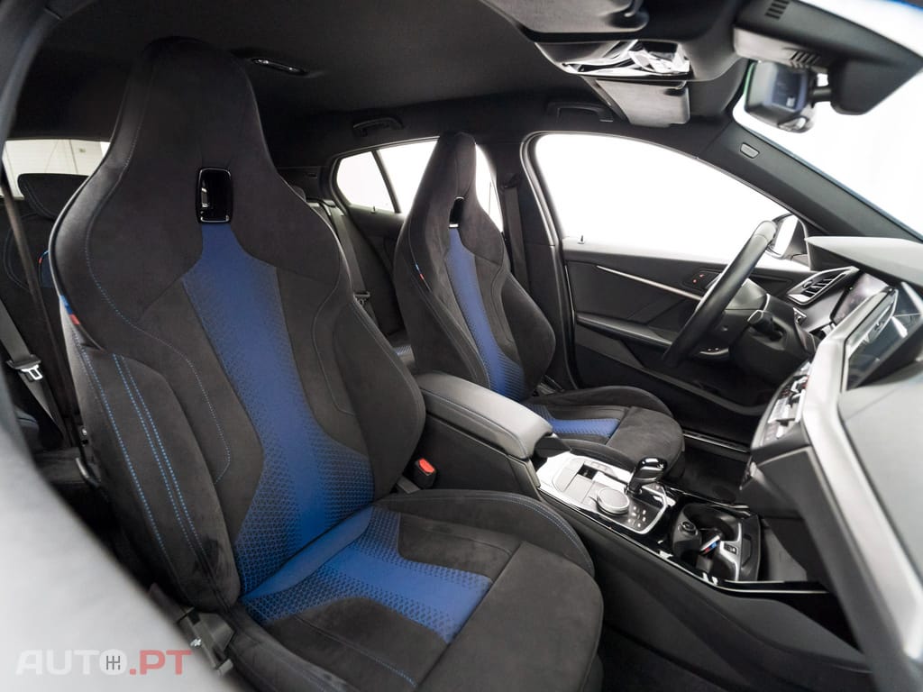 BMW 116 d Pack Desportivo M Auto