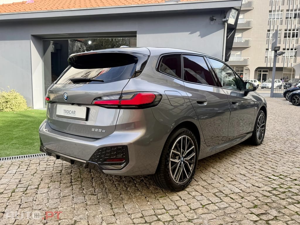 BMW 225 e xDrive Pack Desportivo M