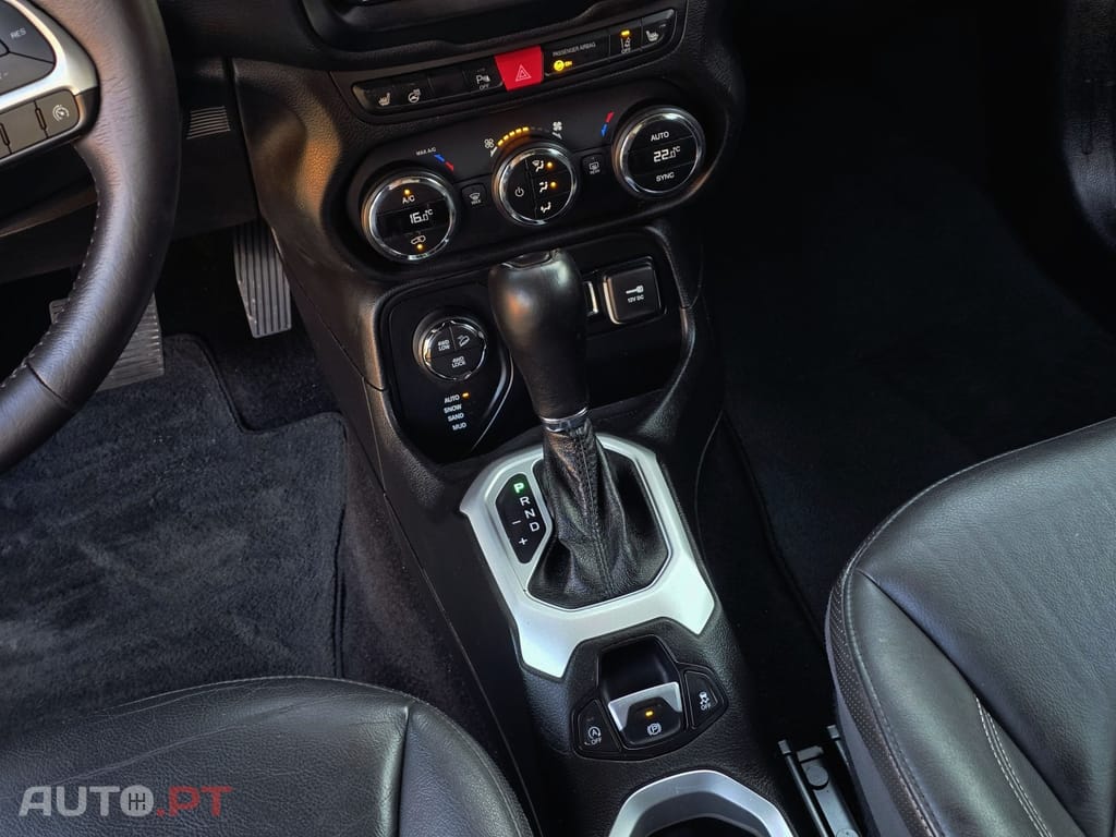 Jeep Renegade 2.0 MJD Trailhawk
