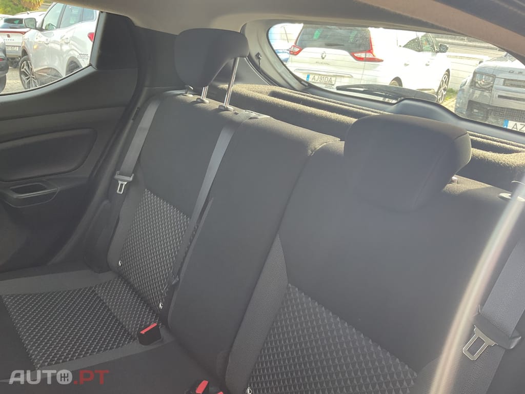 Nissan Micra 1.0 IG-T Acenta