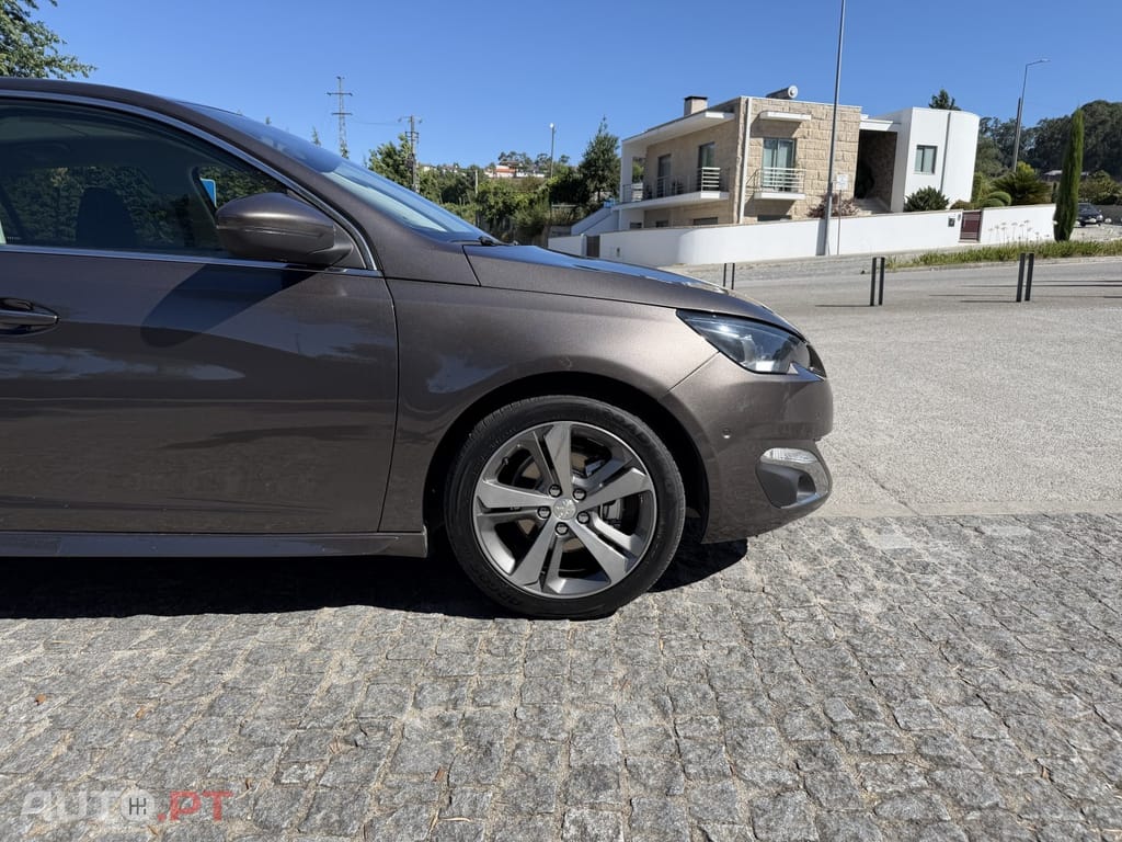 Peugeot 308 1.6 BlueHDi Allure J17