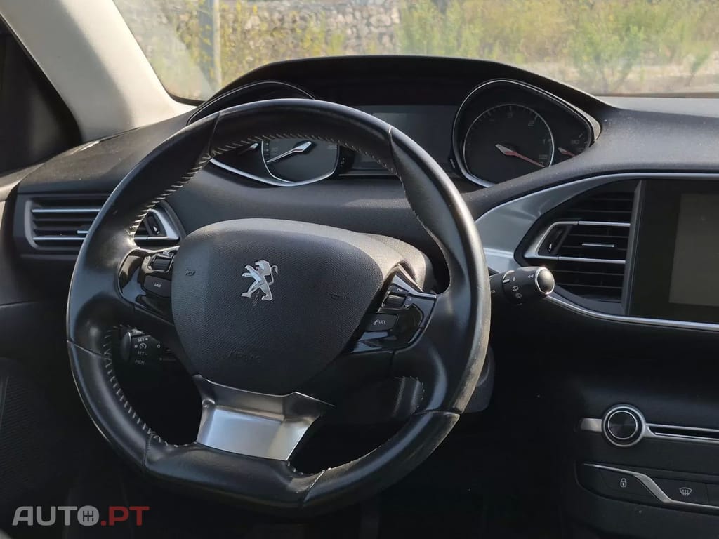 Peugeot 308 SW 1.6 BlueHDi Allure J17