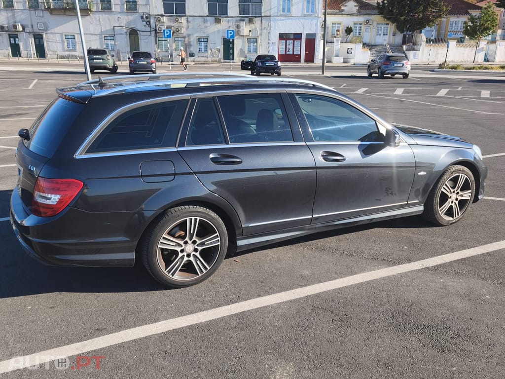 Mercedes-Benz C 220 Edition C edição limitada