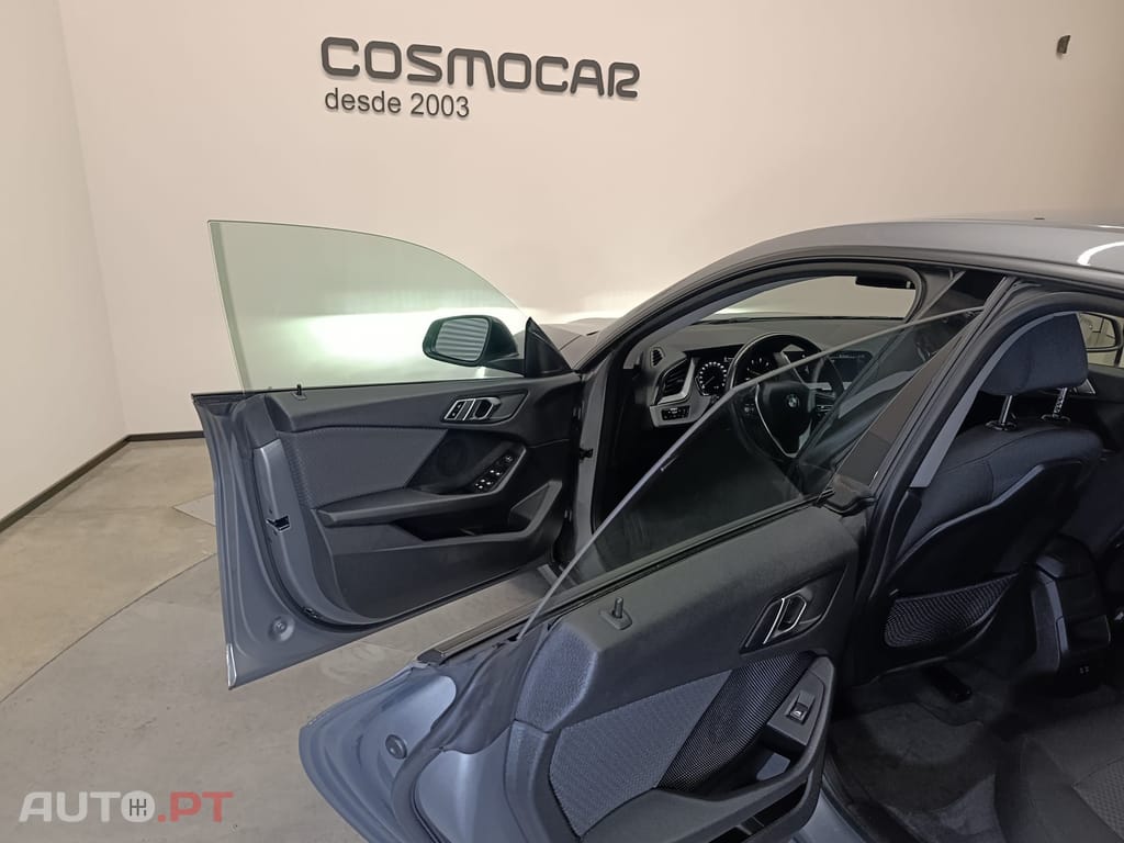 BMW 216 d Auto 