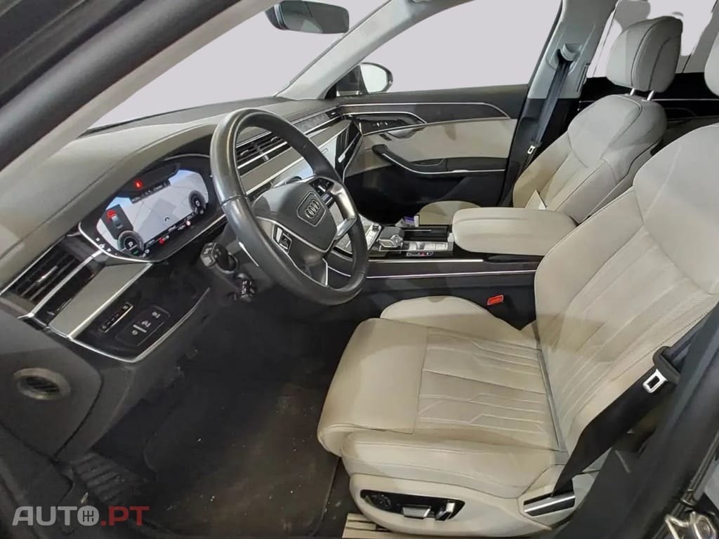 Audi A8 I.V.A DEDUTÍVEL 60TFSie L S LINE