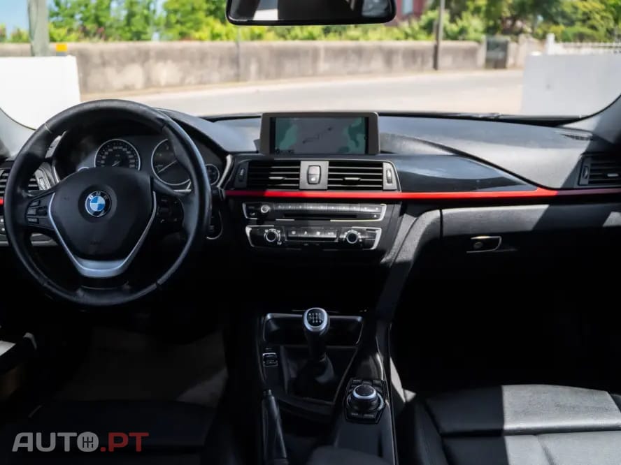 BMW 318 d Blue Performance Sport Line
