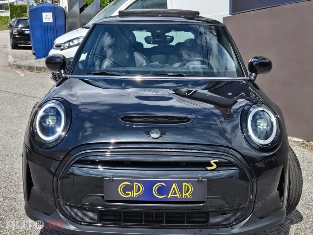 MINI Cooper Cooper SE Premium P. Resolute Edition