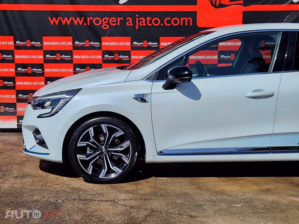 Renault Clio 1.6 E-Tech Intens