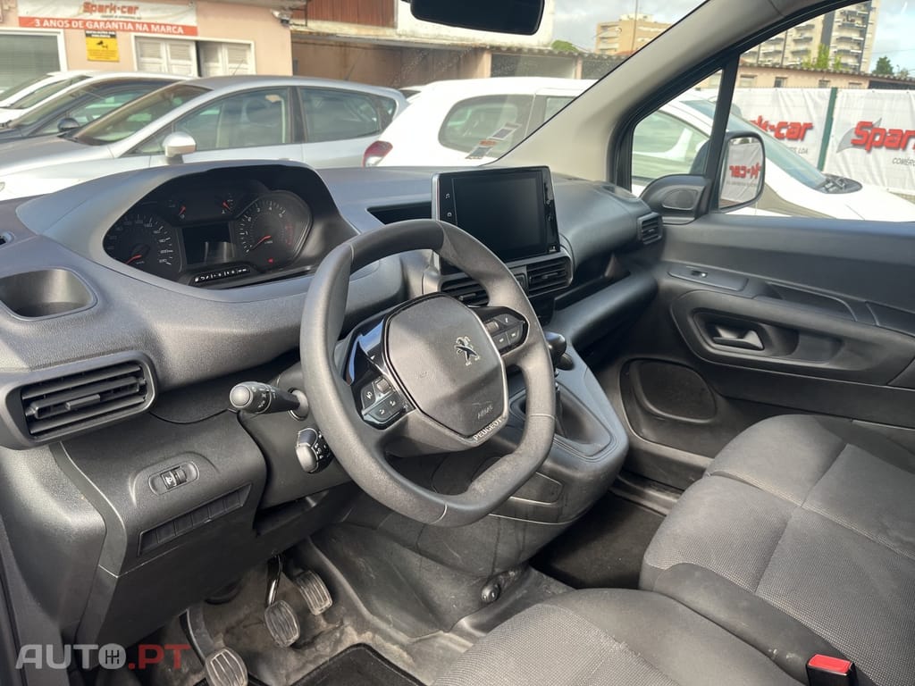 Peugeot Partner 1.5 BlueHDi Premium Standard