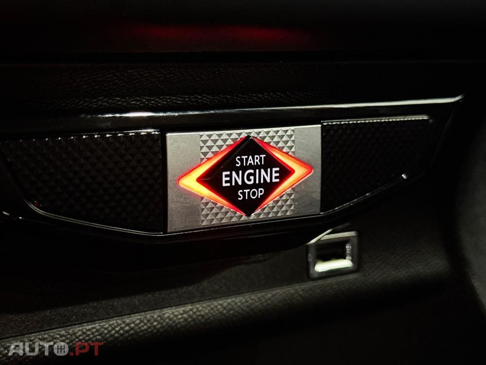 DS DS3 Crossback E-TENSE PERFORMANCE LINE