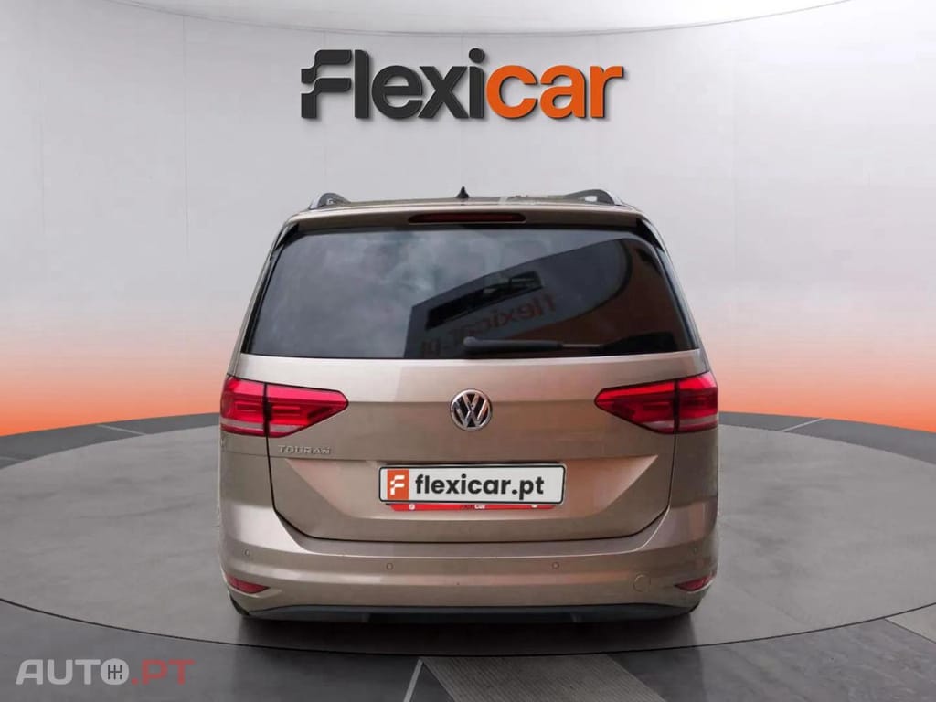 Volkswagen Touran 1.6 TDI Confortline DSG