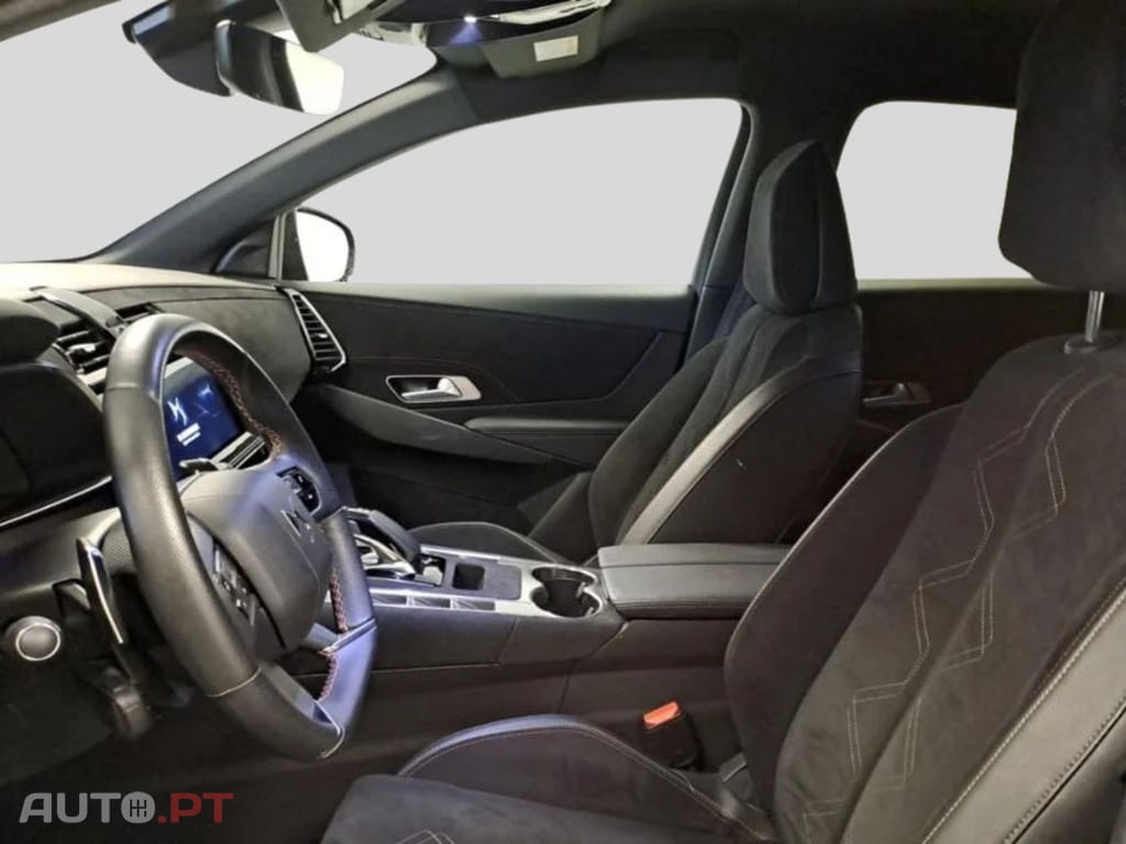 DS DS7 Crossback IVA DEDUTIVEL E-TENSE 4X2 225cv Performance Line 