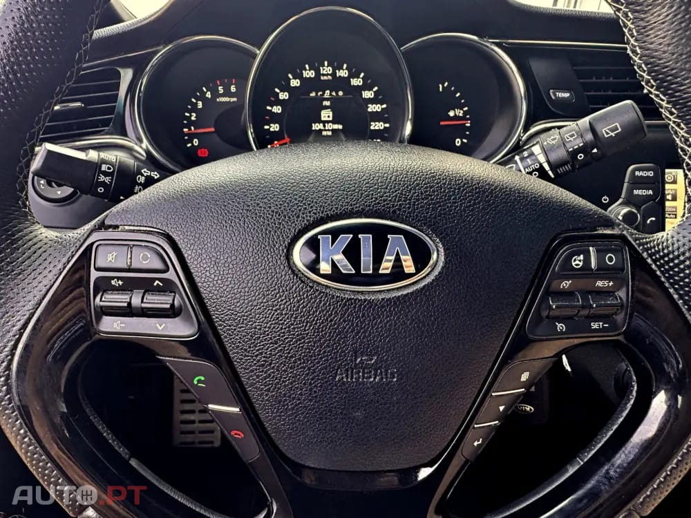 Kia Ceed 1.6 CRDi GT Line