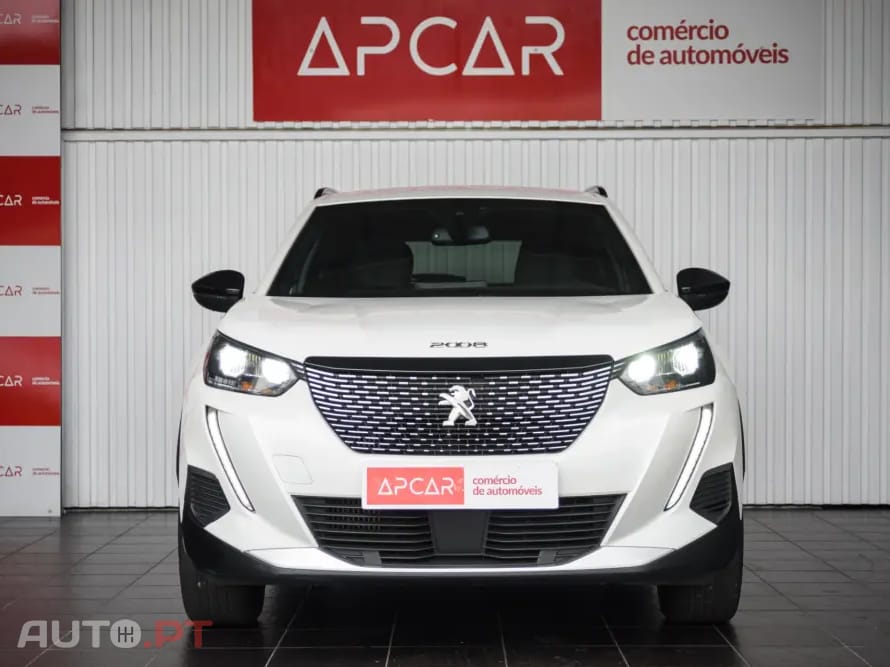 Peugeot 2008 PureTech 130 EAT8 Allure