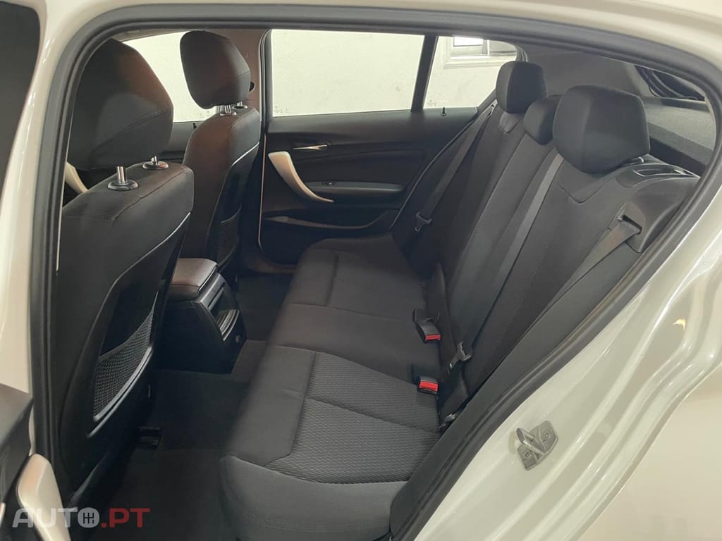 BMW 116 d Line Luxury Auto