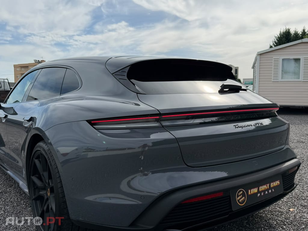 Porsche Taycan GTS