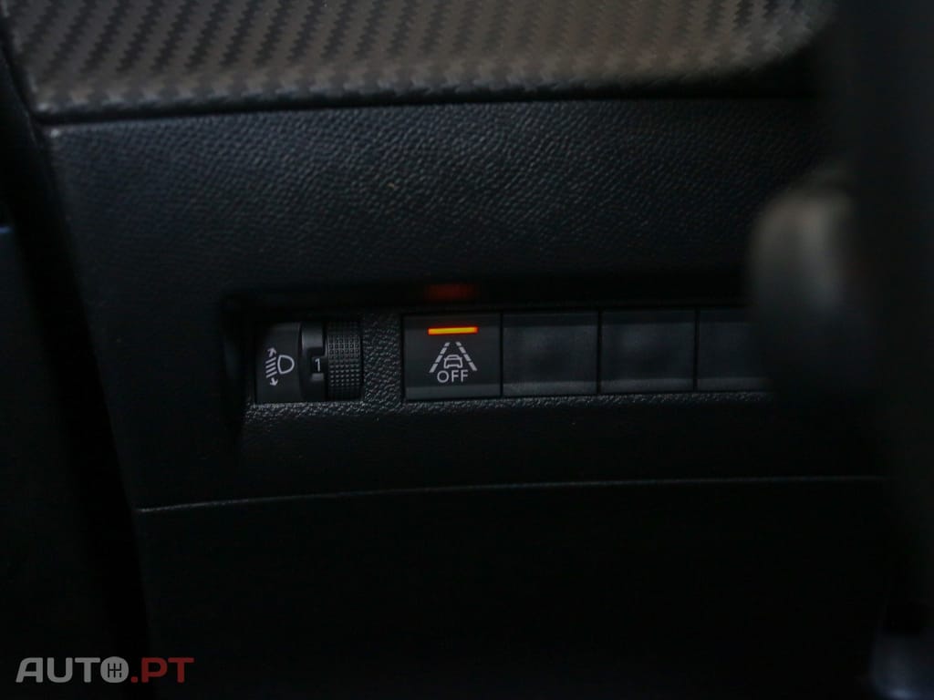 Peugeot 2008 1.2 PureTech Allure EAT8