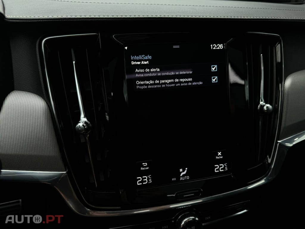 Volvo V90 2.0 T8 PHEV R-Design AWD