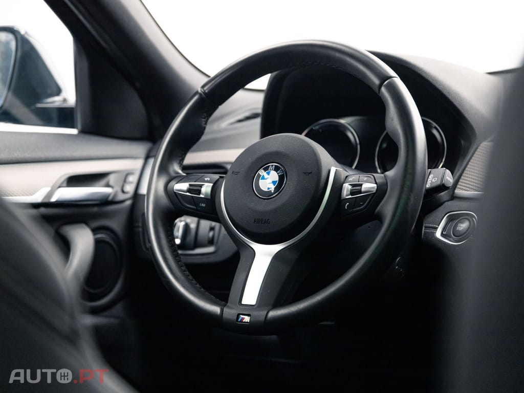 BMW X2 25 e xDrive Pack M