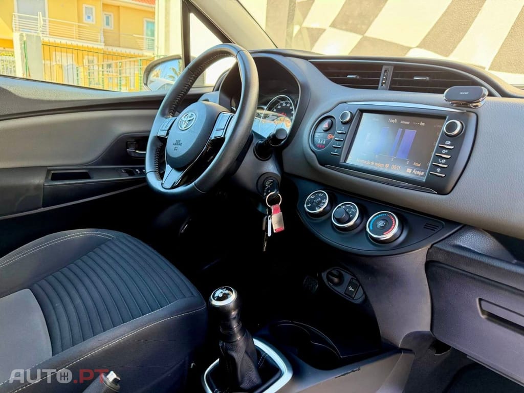 Toyota Yaris 1.0 VVT-i Exclusive