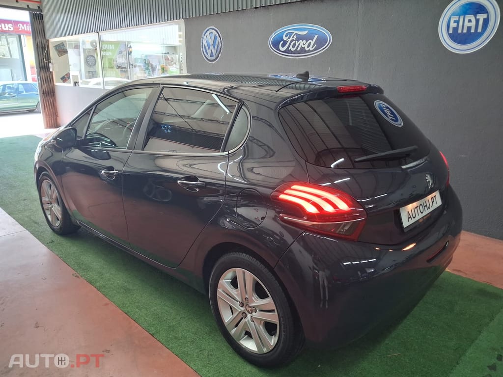 Peugeot 208 1.2 PureTech Active