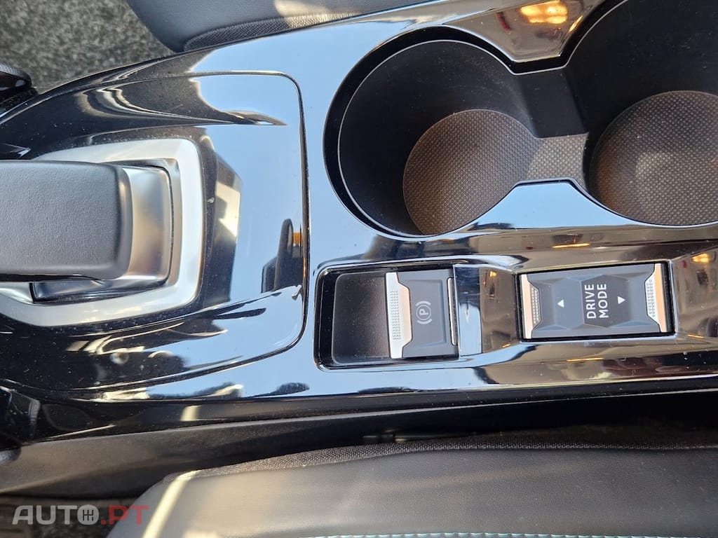 Peugeot E-208 50 kWh Allure