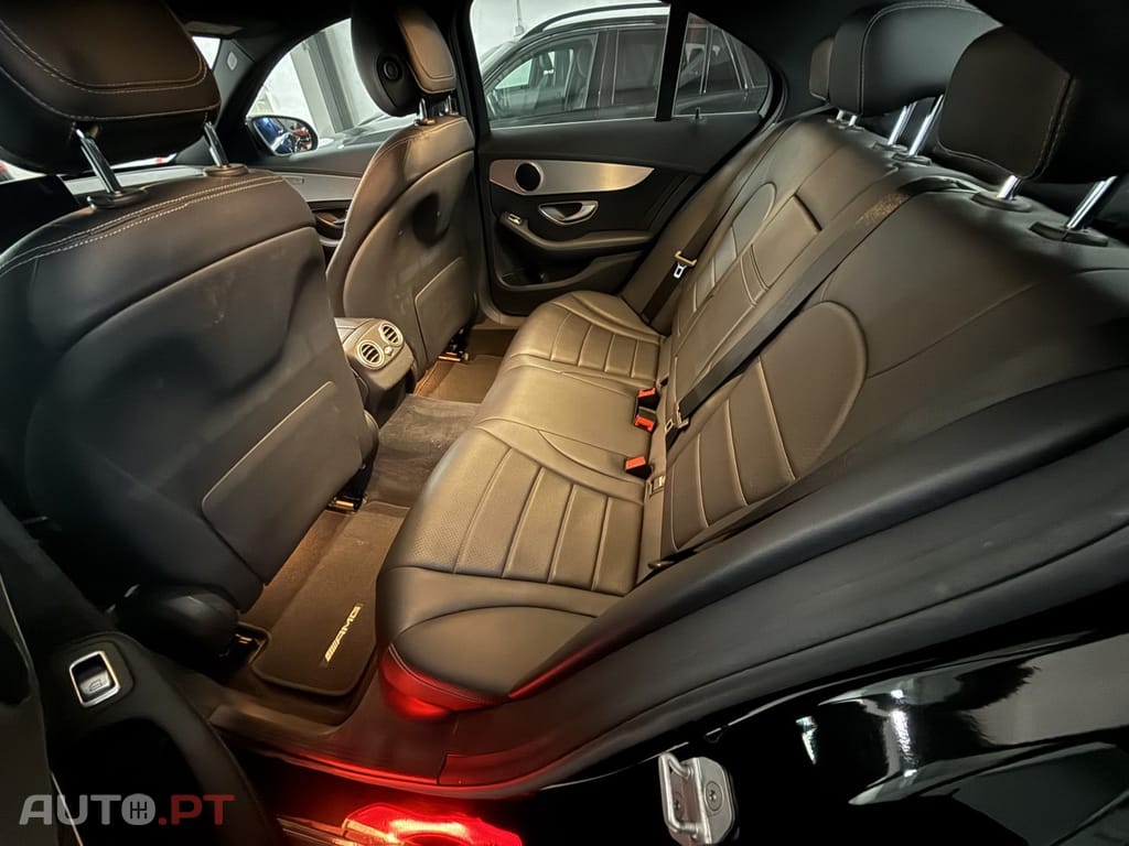 Mercedes-Benz C 220 (BlueTEC) d 7G-TRONIC AMG Line