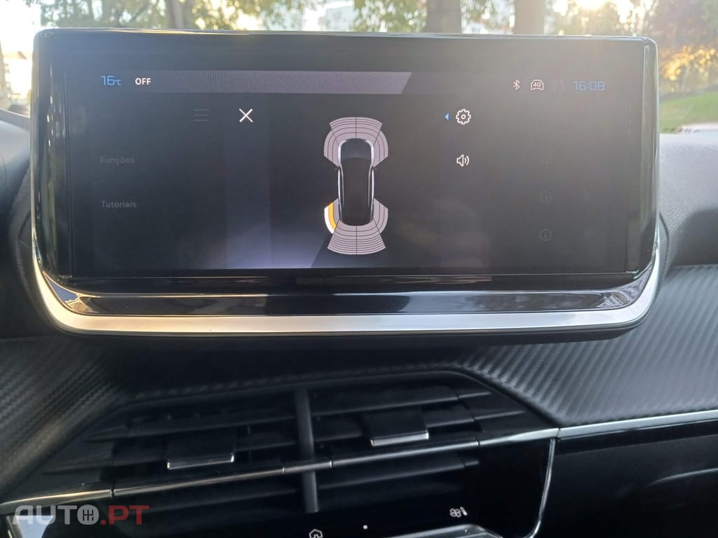 Peugeot 2008 1.2 Hybrid Allure e-DCS6